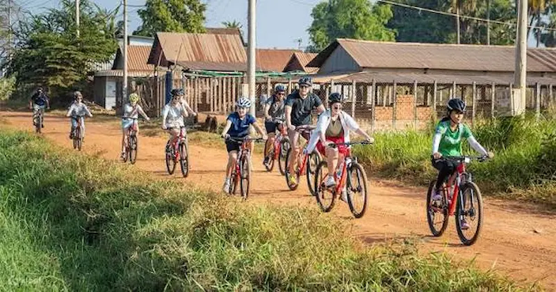 Students at the partner rural English school