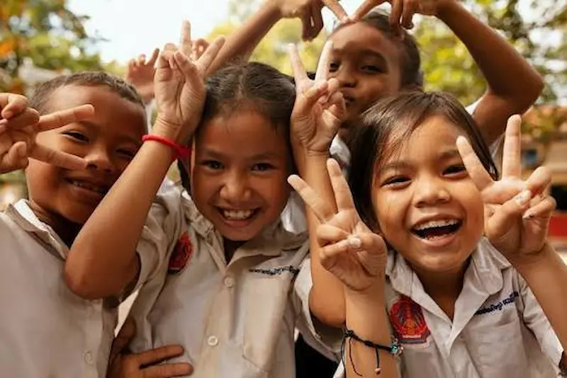 Kids at the rural English school supported by SiemRide